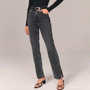 NWT Abercrombie 90's Ultra High Rise Straight with Slit  ** Size 28 Short **